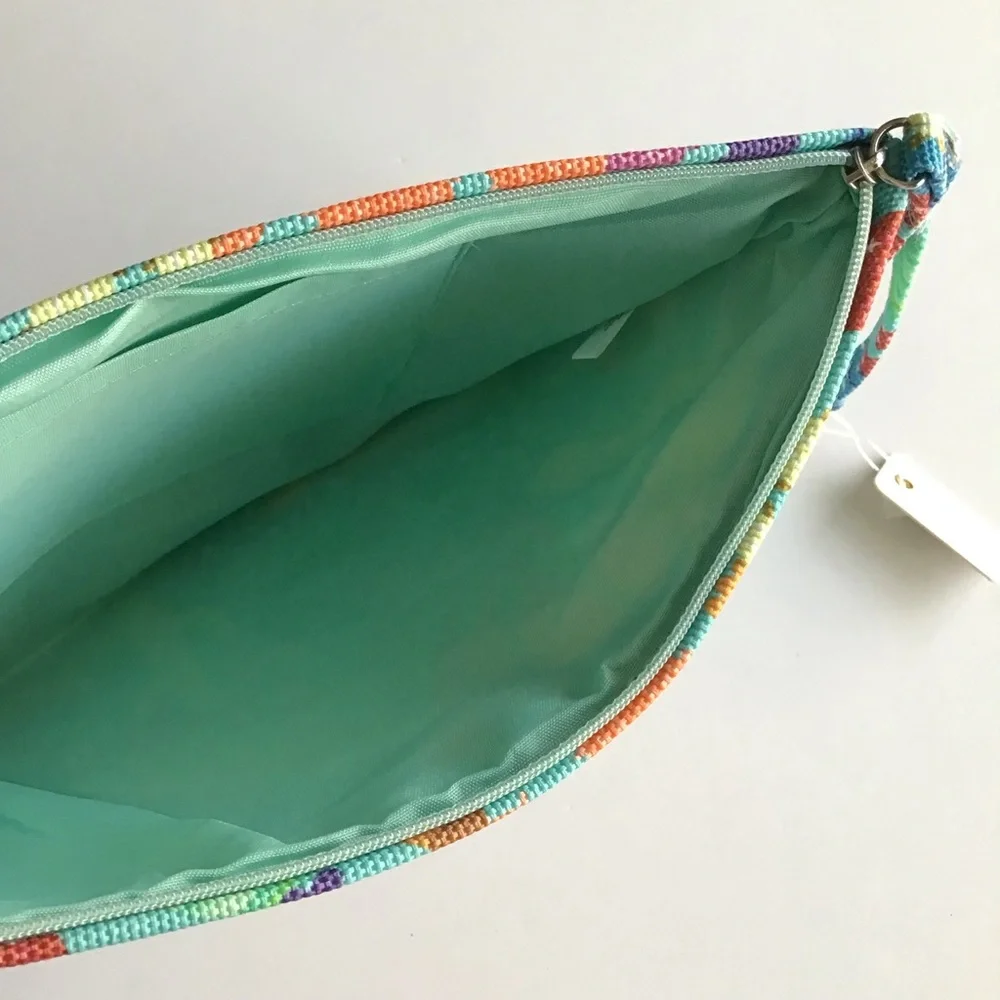 LAST 1! NEW Cactus Wristlet Clutch Cacti Succulent Plant Cosmetic Purse Pouch - Picture 3 of 9